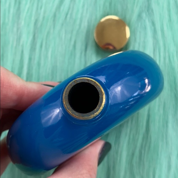 Floor 9 Night Cap Flask and Bag - Picture 13 of 16